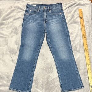 GAP Women's KICK FIT HIGH RISE CROPPED Jeans.
